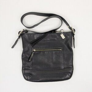 COACH Black Natural Cowhide Leather Shoulder Bag